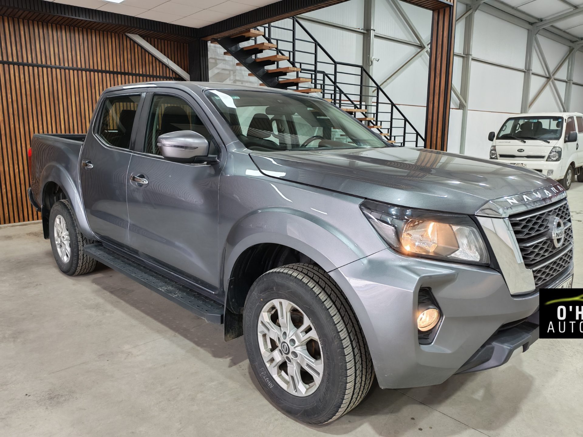 NISSAN NAVARA