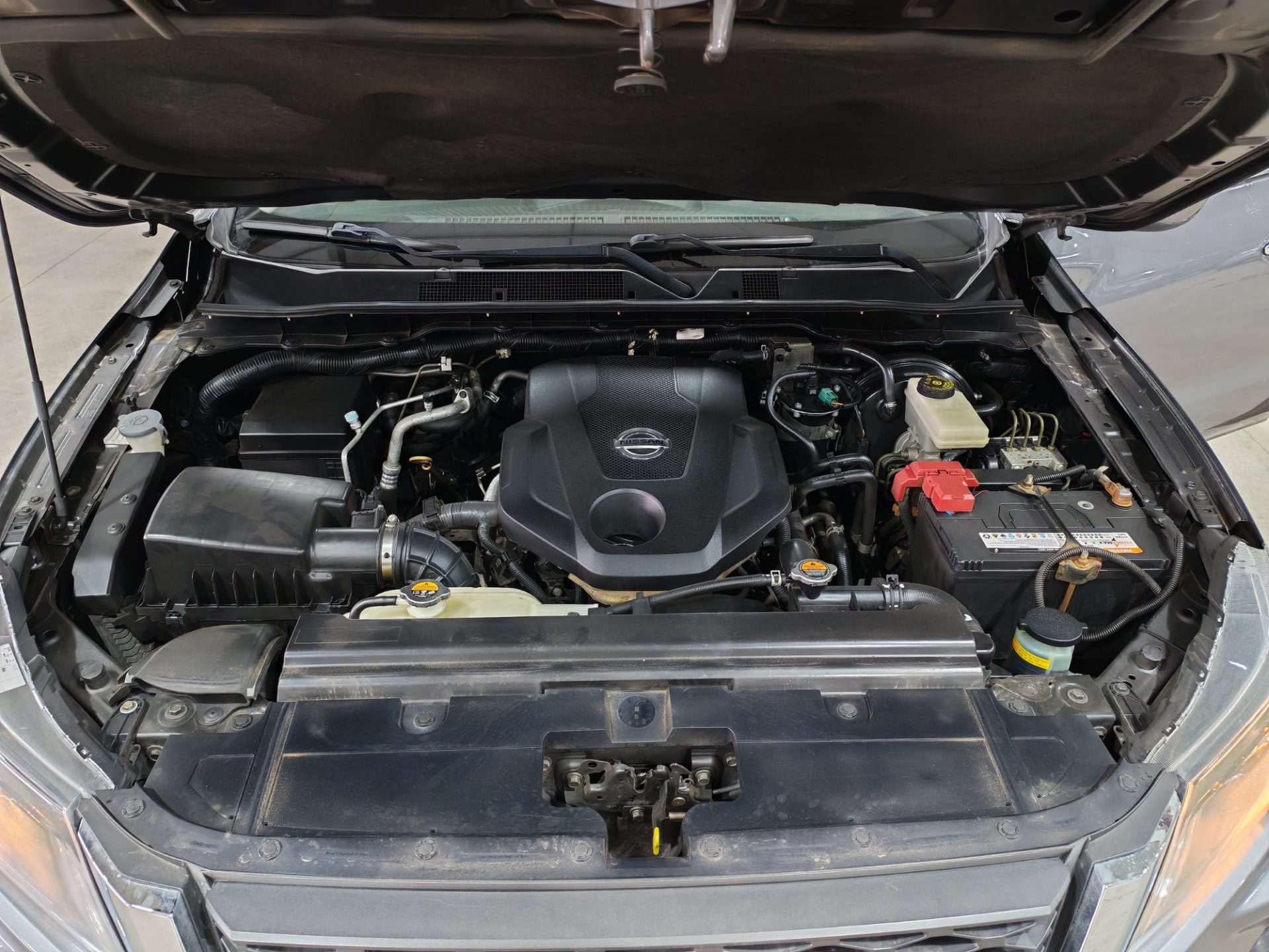 NISSAN NAVARA