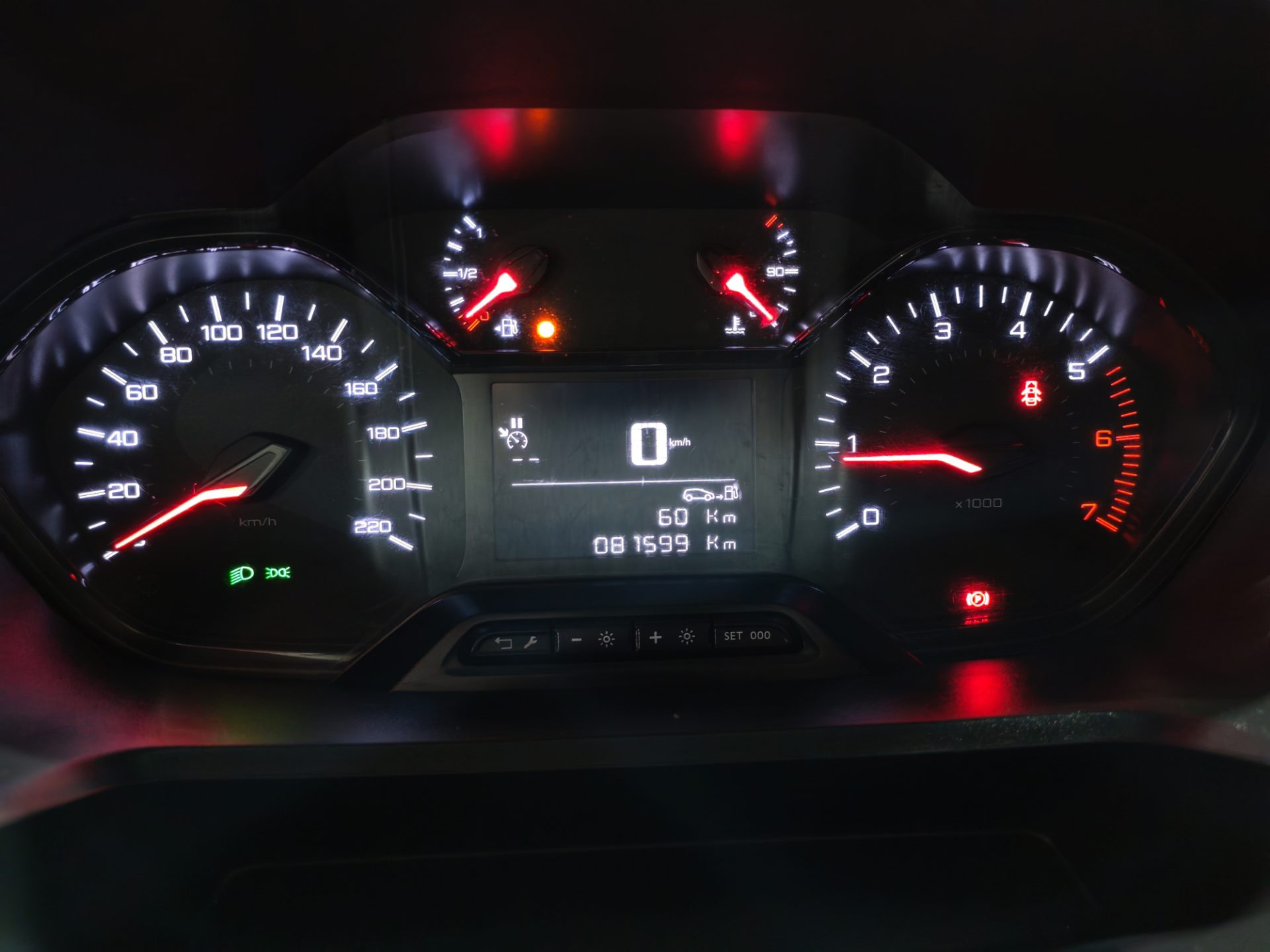 PEUGEOT PARTNER